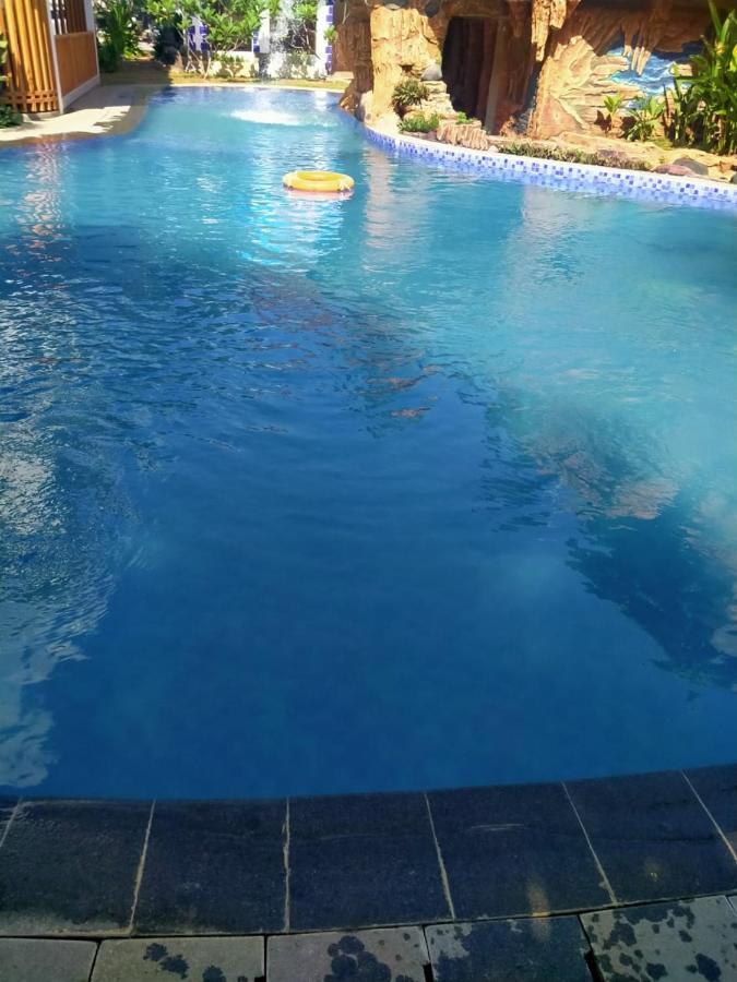 Long Beach Hotel Pangandaran Kültér fotó