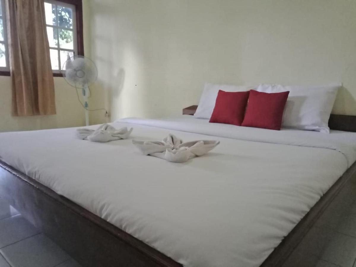 Long Beach Hotel Pangandaran Kültér fotó