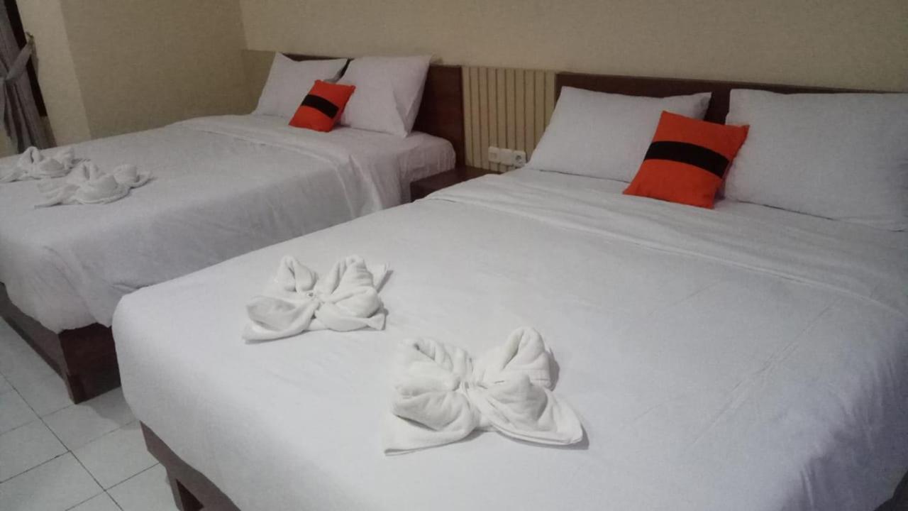 Long Beach Hotel Pangandaran Kültér fotó
